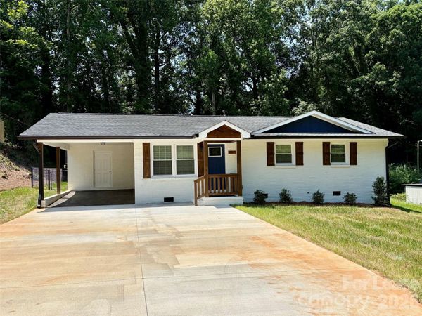 231 Oak Drive, Lowell, NC 28098