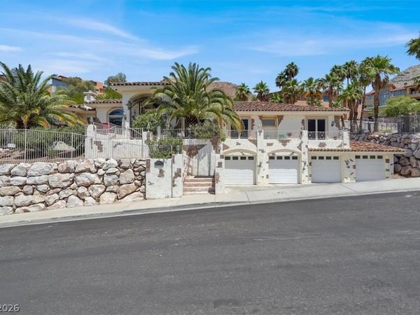 953 Pyrite Avenue , Henderson, NV 89011