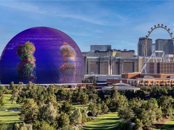360 E Desert Inn Road , Unit 1001, Las Vegas, NV 89109
