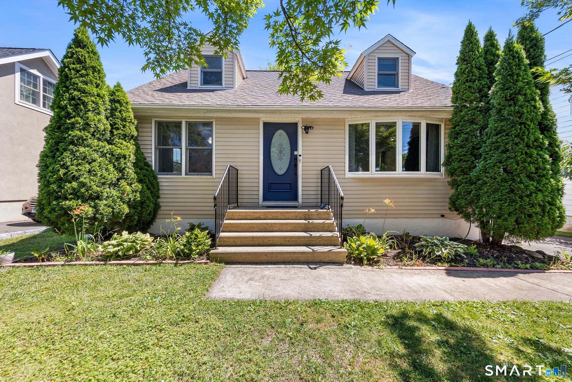 1710 Stratfield, Fairfield, CT 06825 Main Photo