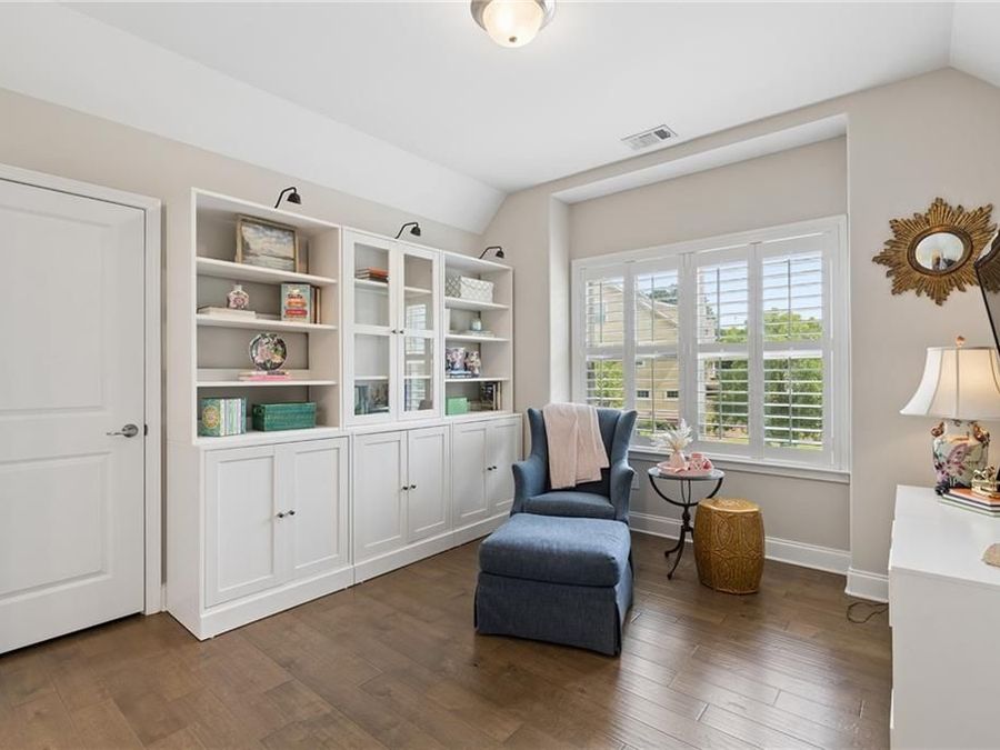 Property Image 33