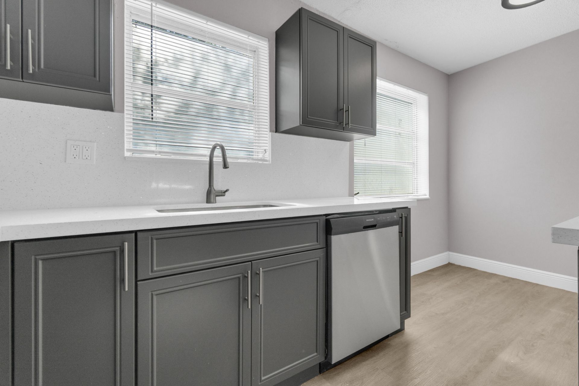 3240 Sheridan Lane, Unit 117, Hollywood, FL 33021 Photo