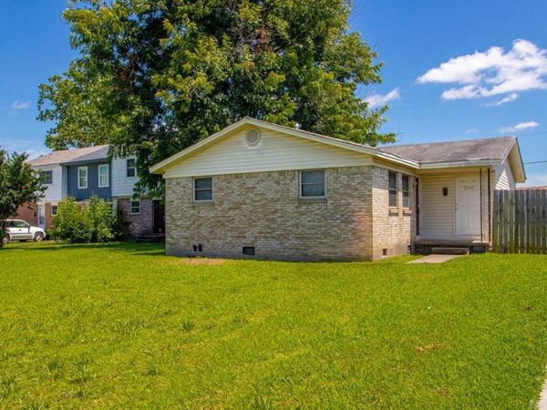 1004 E 11th Street , North Little Rock, AR 72114