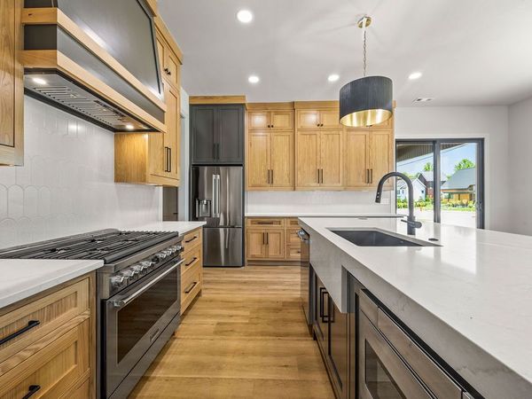 109 NE Honeycrisp Lane , Bentonville, AR 72712