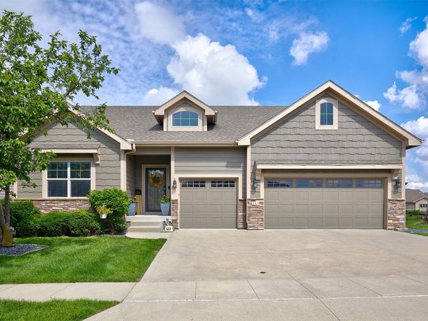215 Abigail Lane, Waukee, IA 50263