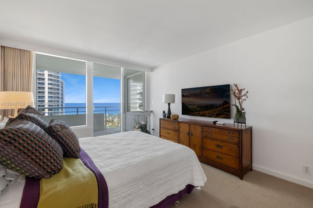 400 S Pointe Dr, Unit 1503/04, Miami Beach, FL 33139 Photo