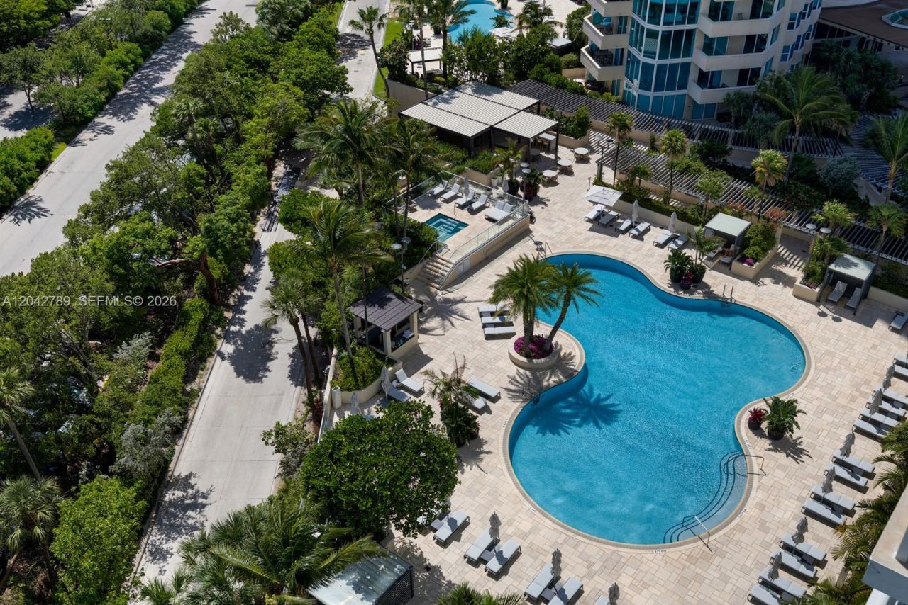 400 S Pointe Dr, Unit 1503/04, Miami Beach, FL 33139 Photo