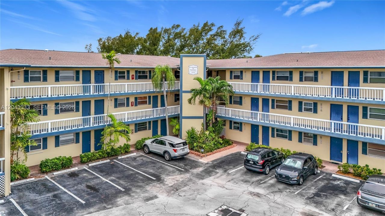 1400 NE 57th Ct , Unit 207, Fort Lauderdale, FL 33334 Photo