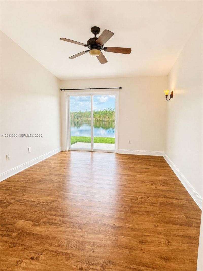 690 SE 22nd Ln , Homestead, FL 33033 Photo