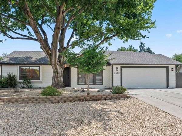 6482 N Portsmouth Ave, Boise, ID 83714