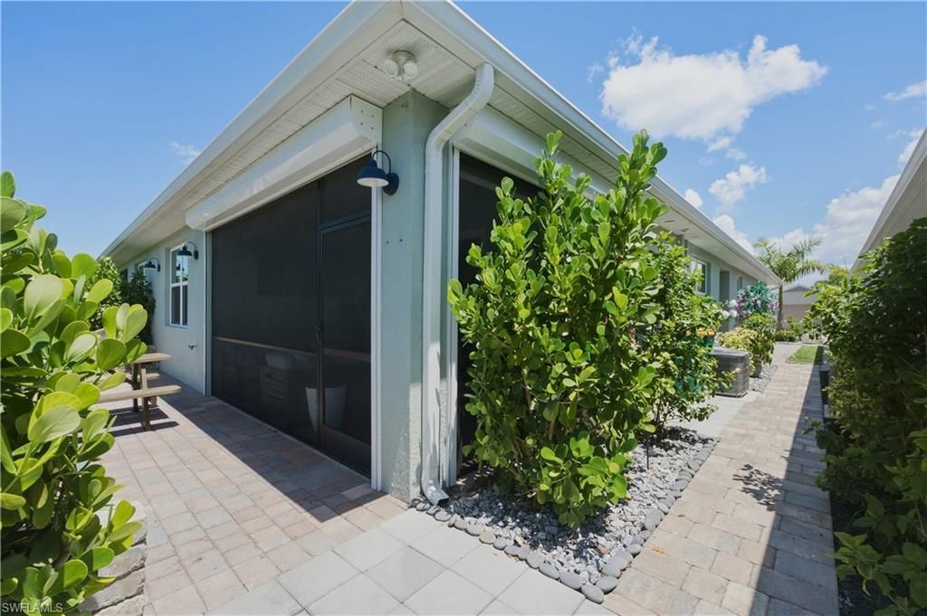 998 Enbrook Loop , Naples, FL 34114 Photo