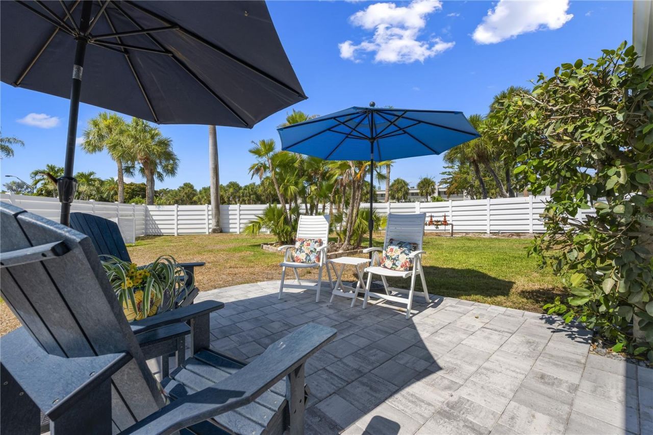 524 Spanish Drive S, Unit 125, Longboat Key, FL 34228 Photo