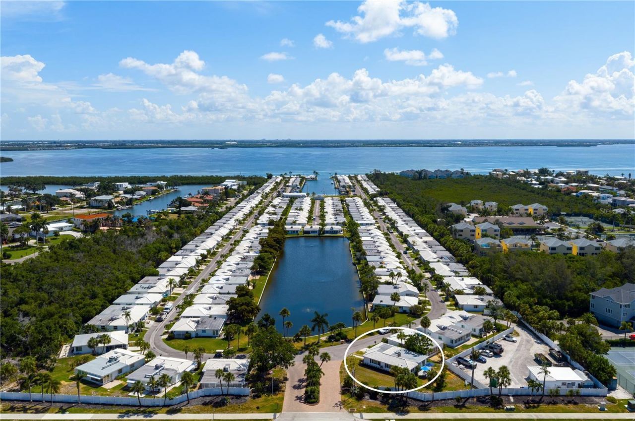524 Spanish Drive S, Unit 125, Longboat Key, FL 34228 Photo