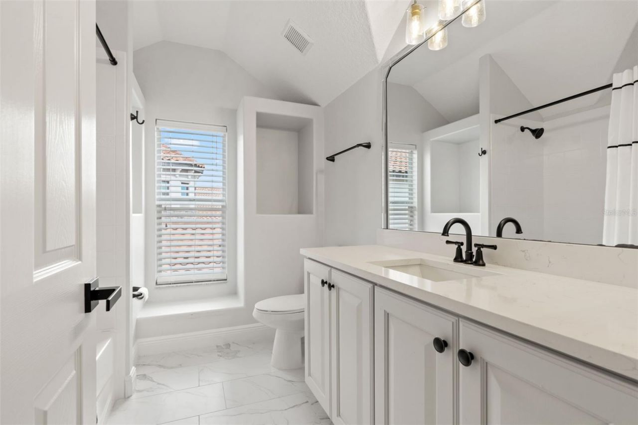 8412 Dunham Station Drive, Tampa, FL 33647 Photo