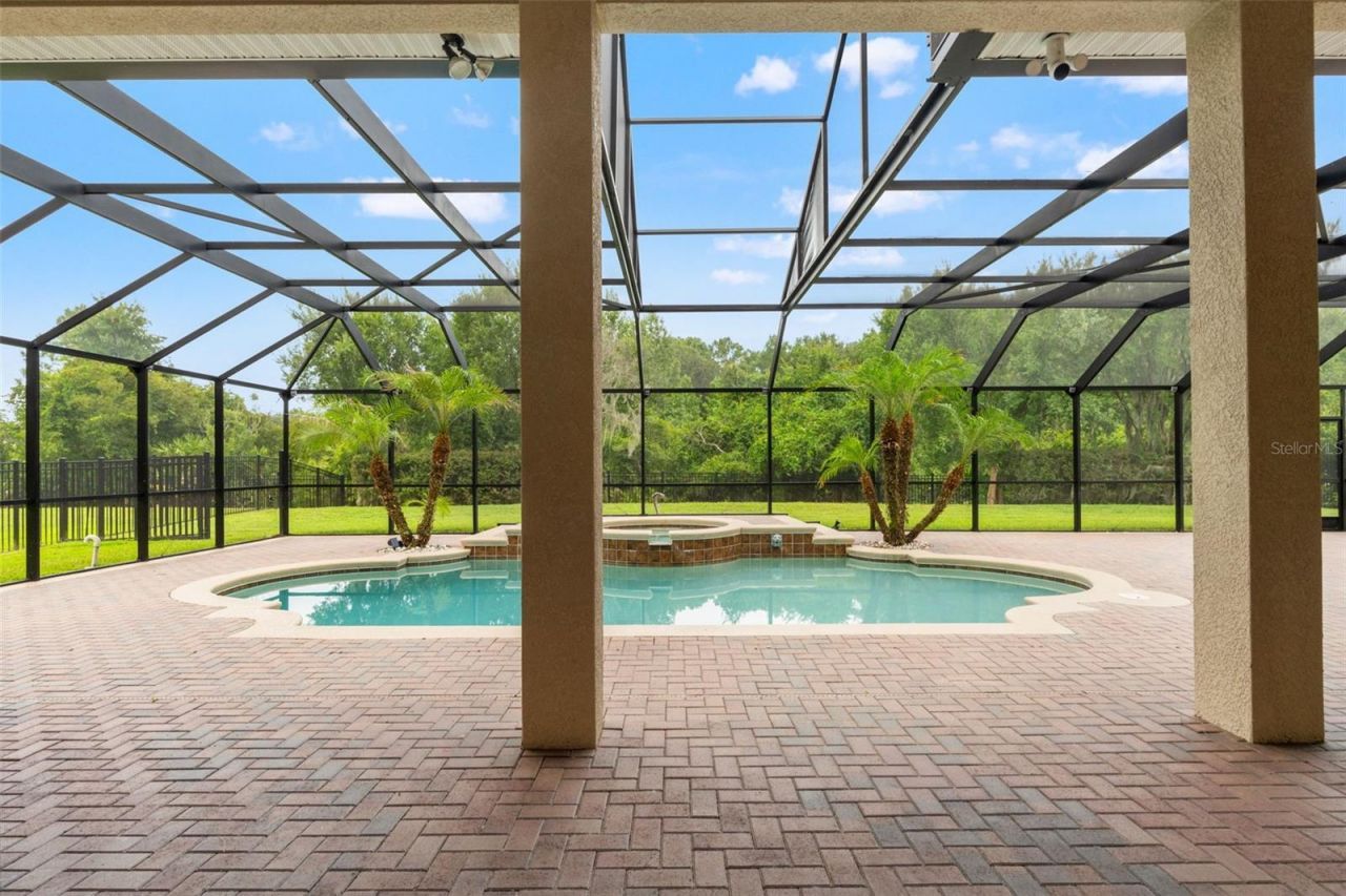 8412 Dunham Station Drive, Tampa, FL 33647 Photo
