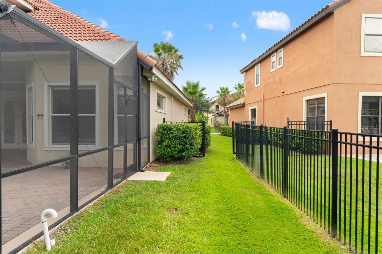 8412 Dunham Station Drive, Tampa, FL 33647 Photo
