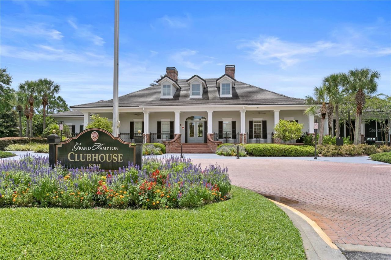 8412 Dunham Station Drive, Tampa, FL 33647 Photo