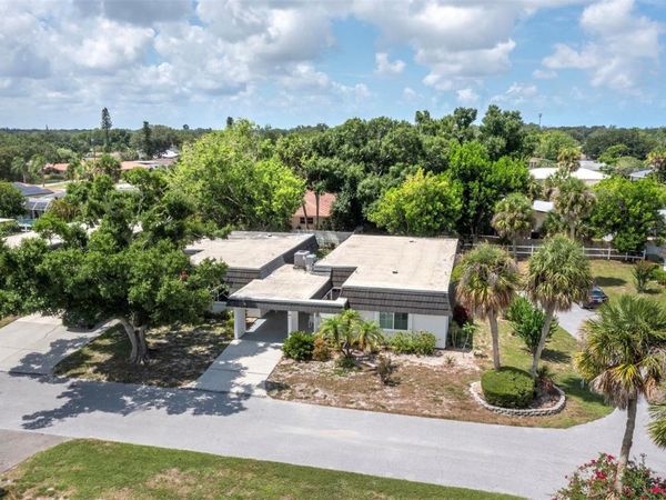 3828 BLUE STONE WAY , Unit 77, SARASOTA, FL 34232