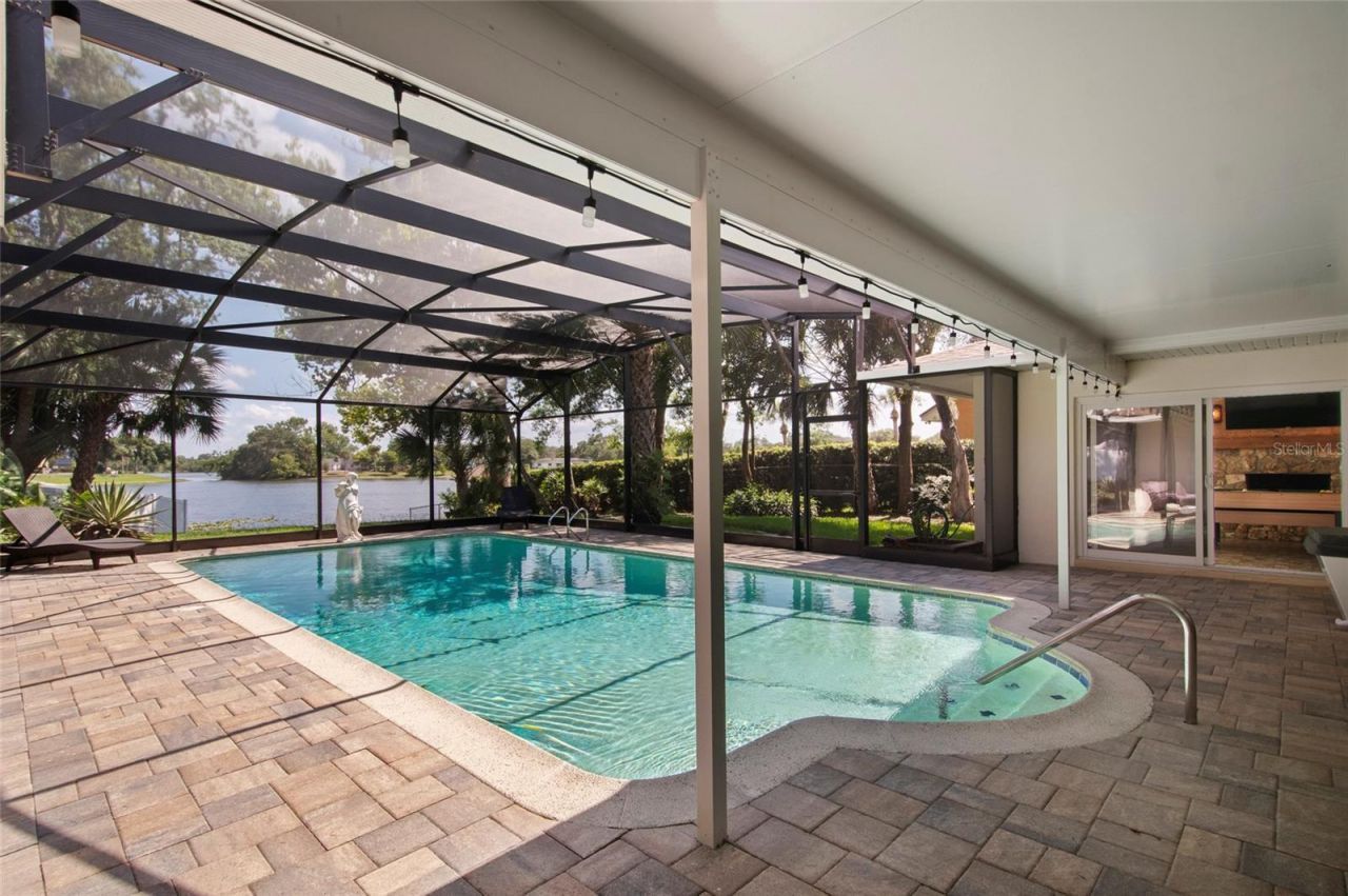 125 Spring Lake Hills Drive, Altamonte Springs, FL 32714 Photo