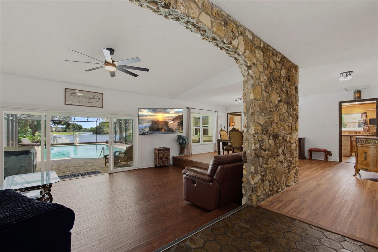 125 Spring Lake Hills Drive, Altamonte Springs, FL 32714 Photo