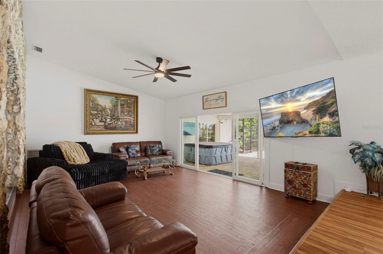 125 Spring Lake Hills Drive, Altamonte Springs, FL 32714 Photo