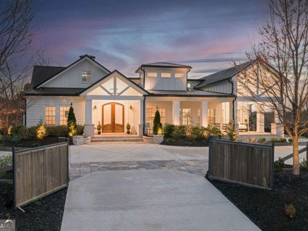 6044 Wade Orr Road, Flowery Branch, GA 30542