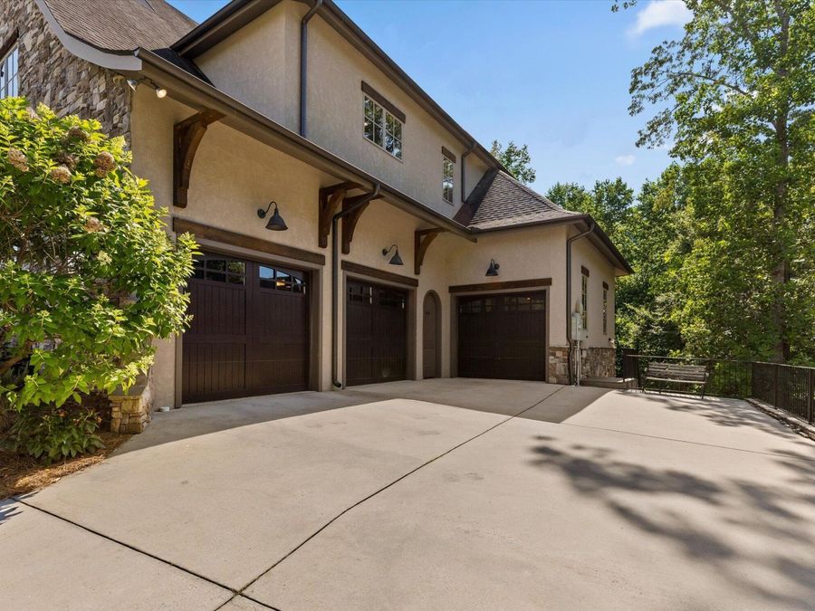 Property Image 123
