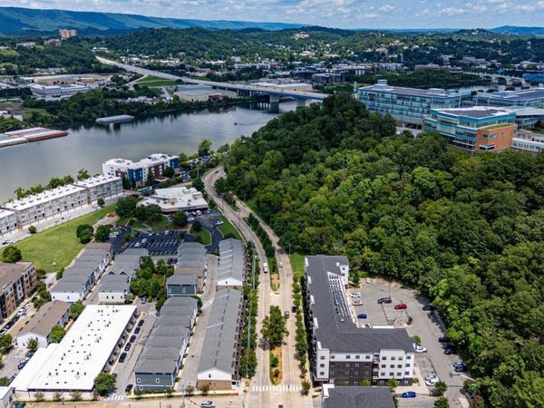 782 Riverfront Parkway, Chattanooga, TN 37402