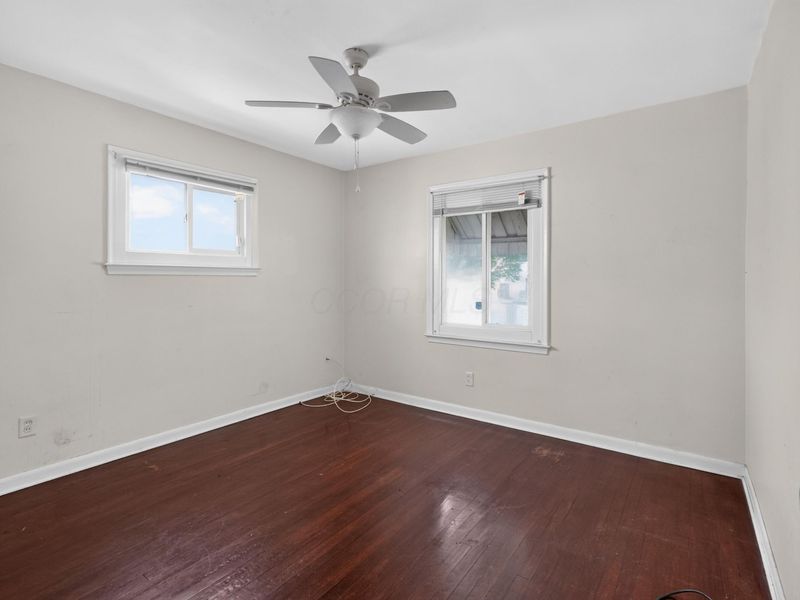 2475 Azelda Street , Columbus, OH 43211 Photo 8