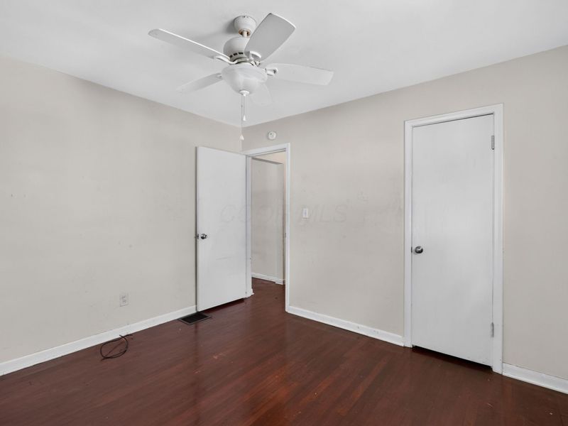 2475 Azelda Street , Columbus, OH 43211 Photo 9
