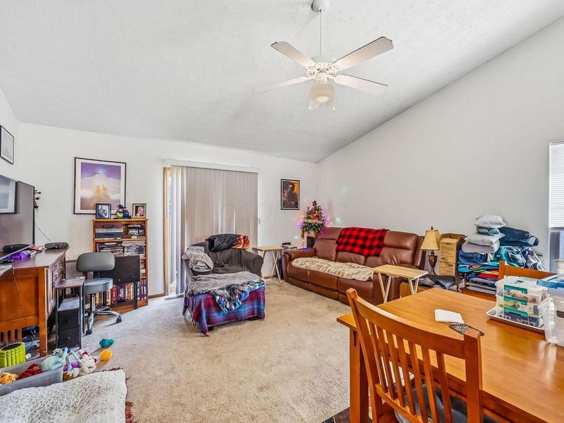 1414 Gray Meadow Drive, Columbus, OH 43223 Photo 6
