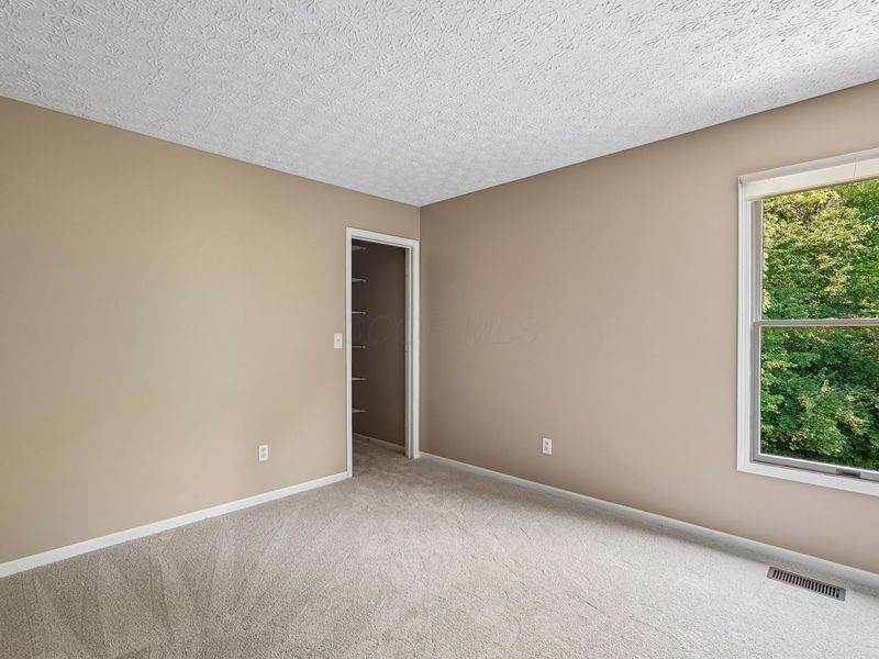 3472 Brook Spring Drive, Grove City, OH 43123 Photo 31
