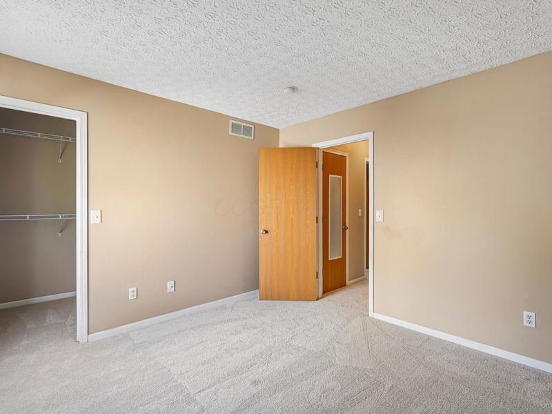 3472 Brook Spring Drive, Grove City, OH 43123 Photo 34