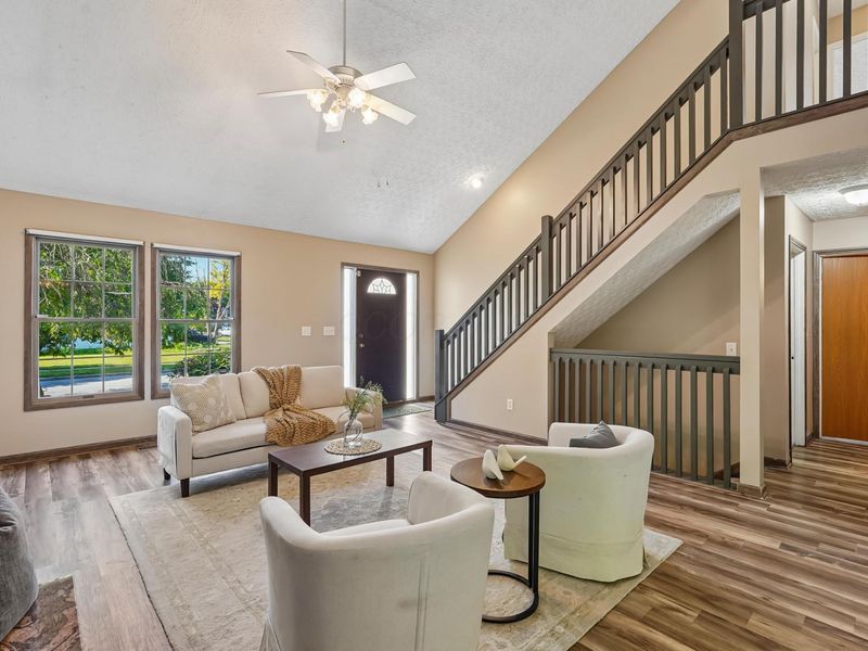 3472 Brook Spring Drive, Grove City, OH 43123 Photo 6