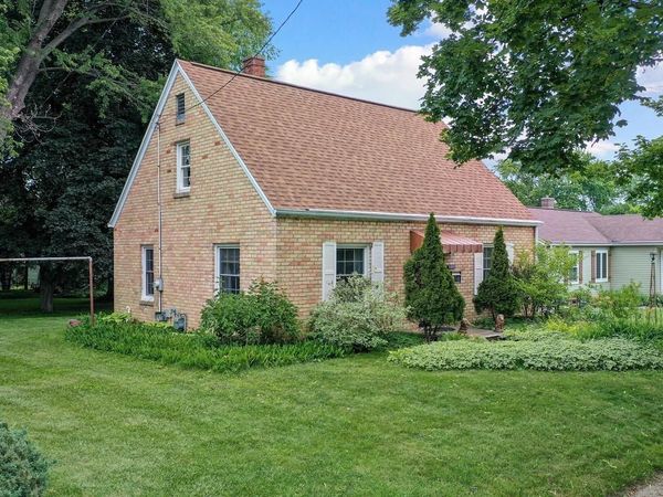 1604 DOUSMAN STREET, Green Bay, WI 54303