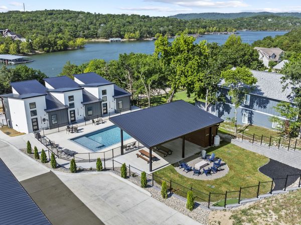 9 & 13 Koa Drive, Unit 19 & 20, Reeds Spring, MO 65737