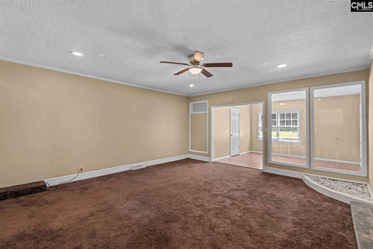 206 Partridge Drive  Photo 15