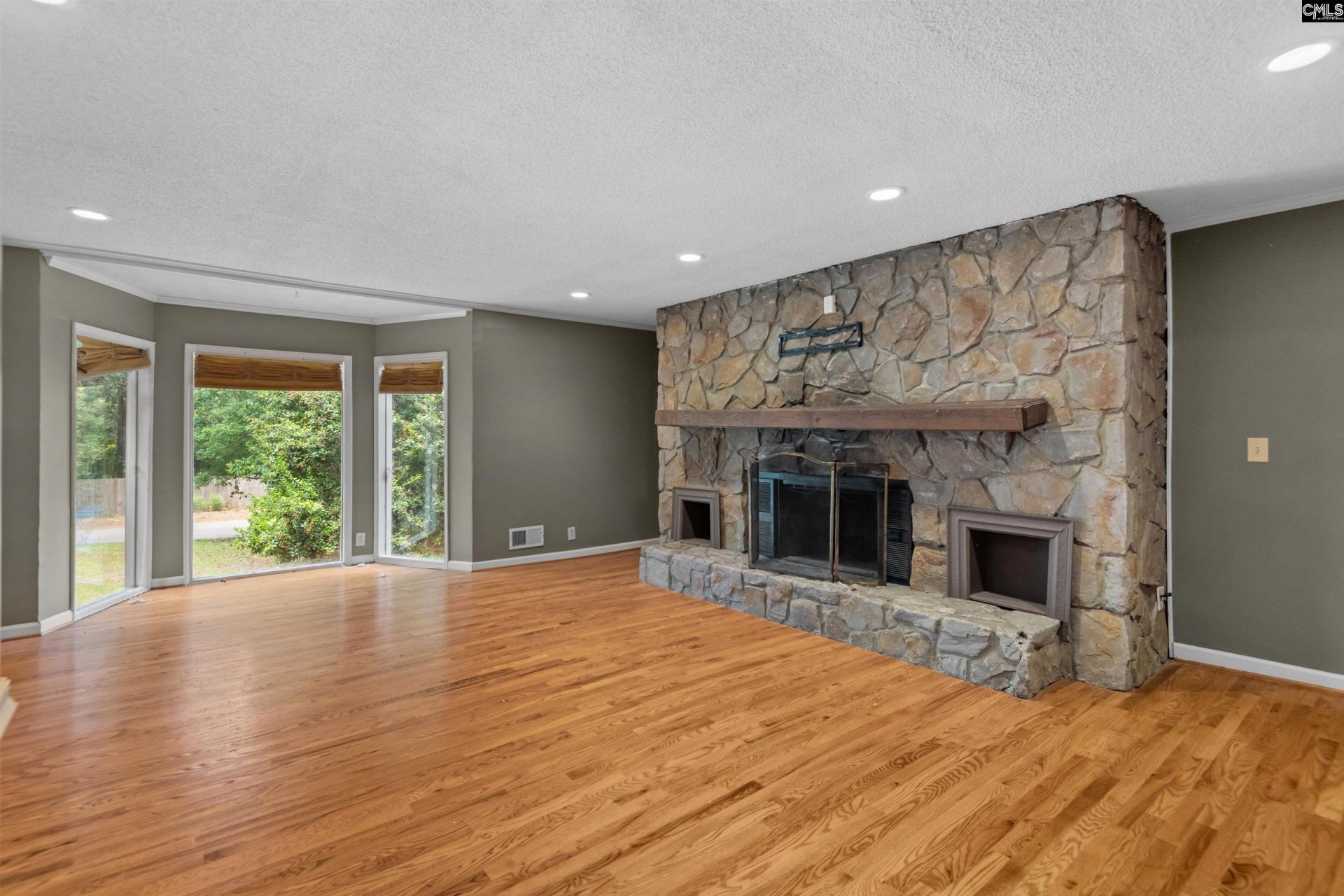 206 Partridge Drive  Photo 6