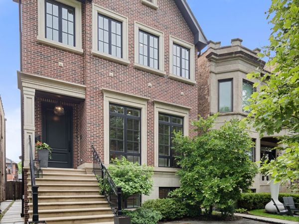 3514 N Leavitt Street, Chicago, IL 60618