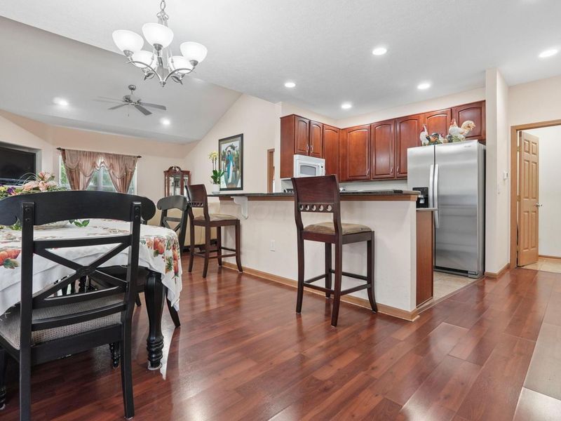 8004 Flint Run Place, Unit 15, Columbus, OH 43235 Photo 17
