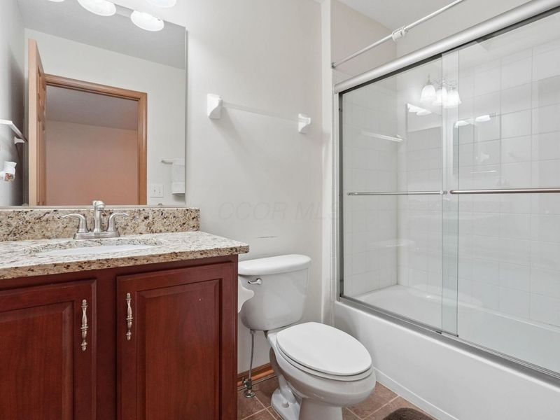 8004 Flint Run Place, Unit 15, Columbus, OH 43235 Photo 29