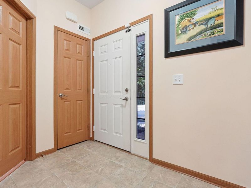 8004 Flint Run Place, Unit 15, Columbus, OH 43235 Photo 8