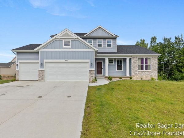 5961 Claymont Court SE, Caledonia, MI 49316
