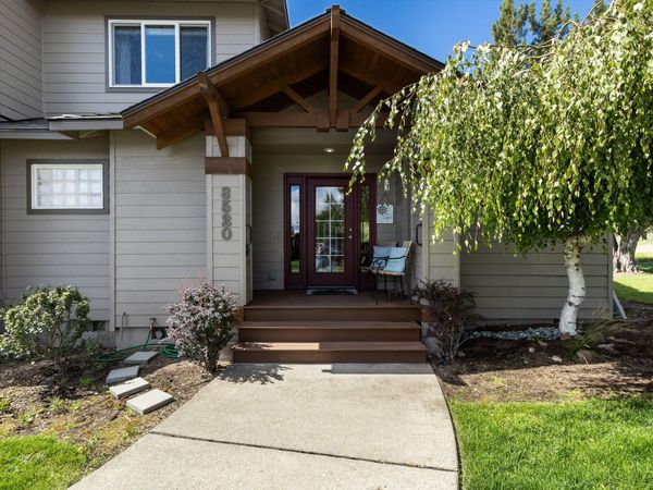 8520 Golden Pheasant Court, Redmond, OR 97756