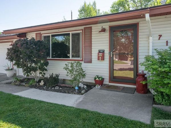 712 Falls Drive, IDAHO FALLS, ID 83401