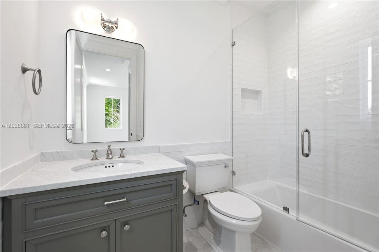 6751 SW 76th Ter , South Miami, FL 33143 Photo