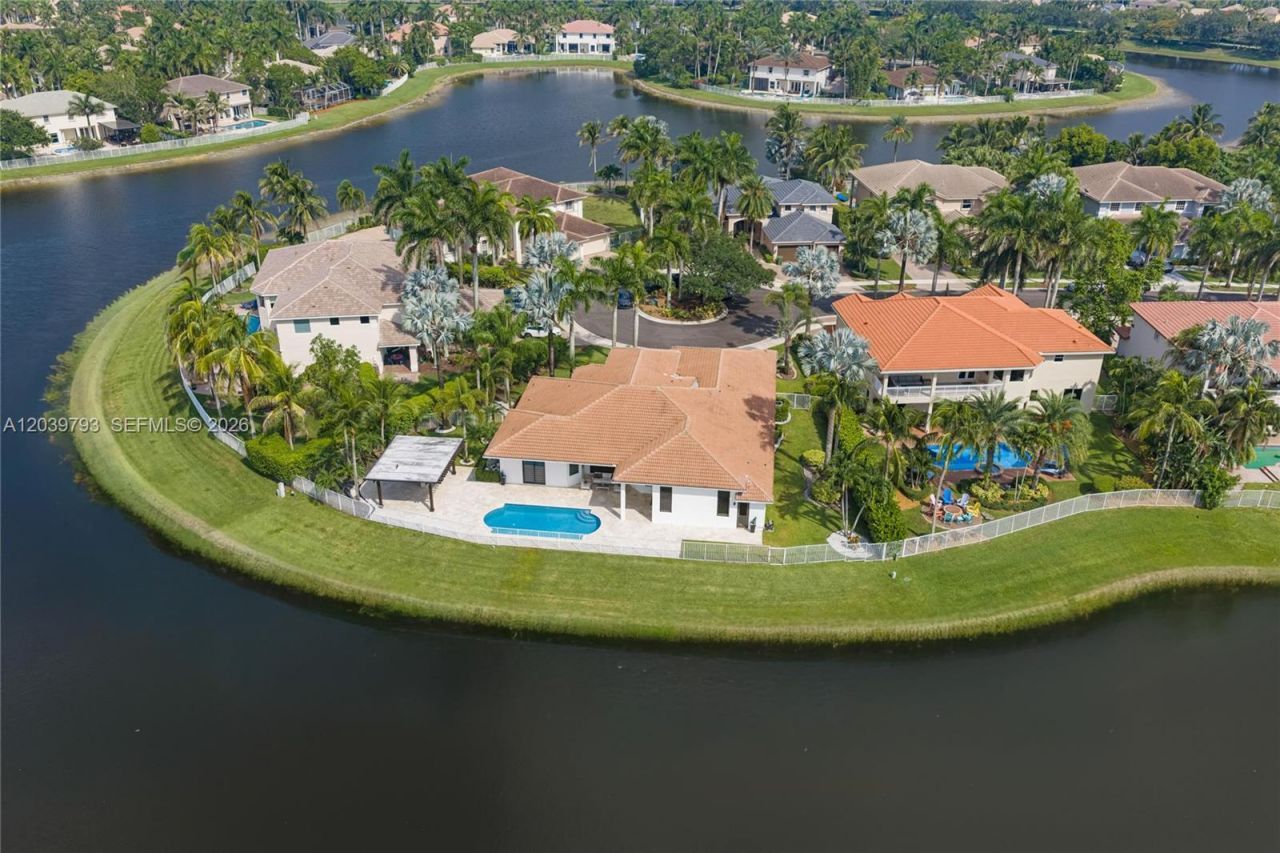 935 Gulfstream Ct, Weston, FL 33327 Photo