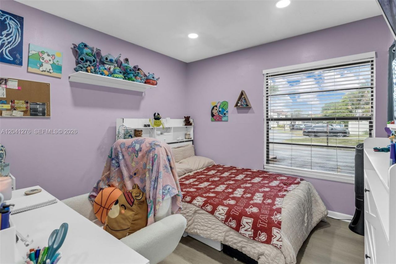 525 NW 100th Ct, Unit 525, Miami, FL 33172 Photo