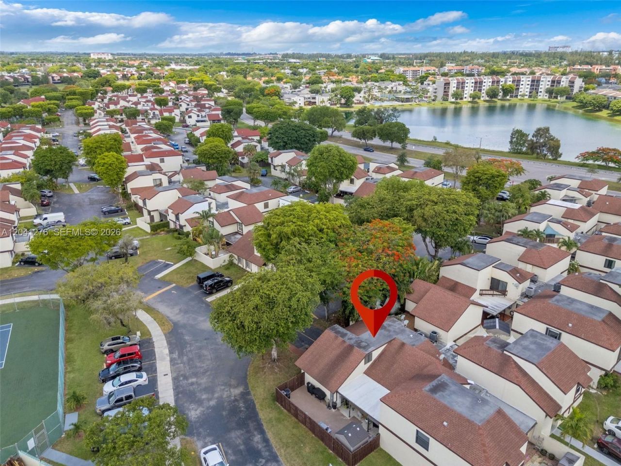 525 NW 100th Ct, Unit 525, Miami, FL 33172 Photo