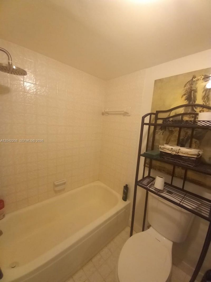 18021 Biscayne Blvd , Unit 1101, Aventura, FL 33160 Photo